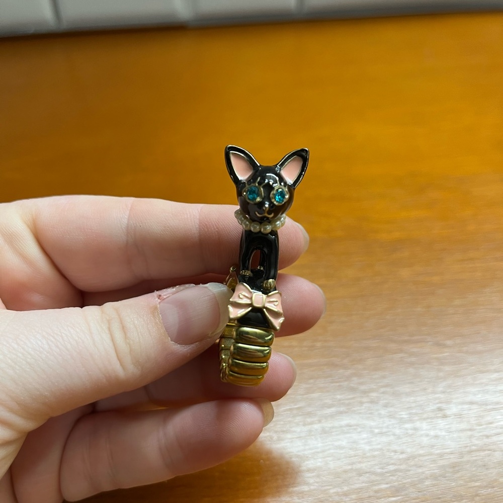 Betsey Johnson Dollhouse Black cat stretch ring